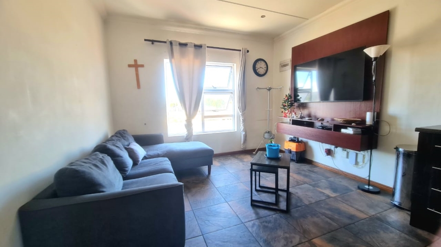 To Let 2 Bedroom Property for Rent in Hagley Western Cape